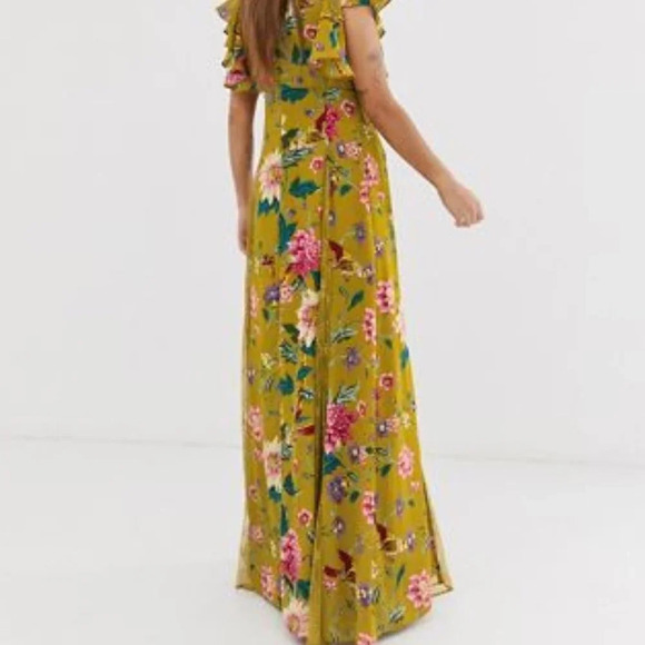 ASOS DESIGN Petite maxi dress with lace godets in mustard floral print size 4P - Picture 3 of 9